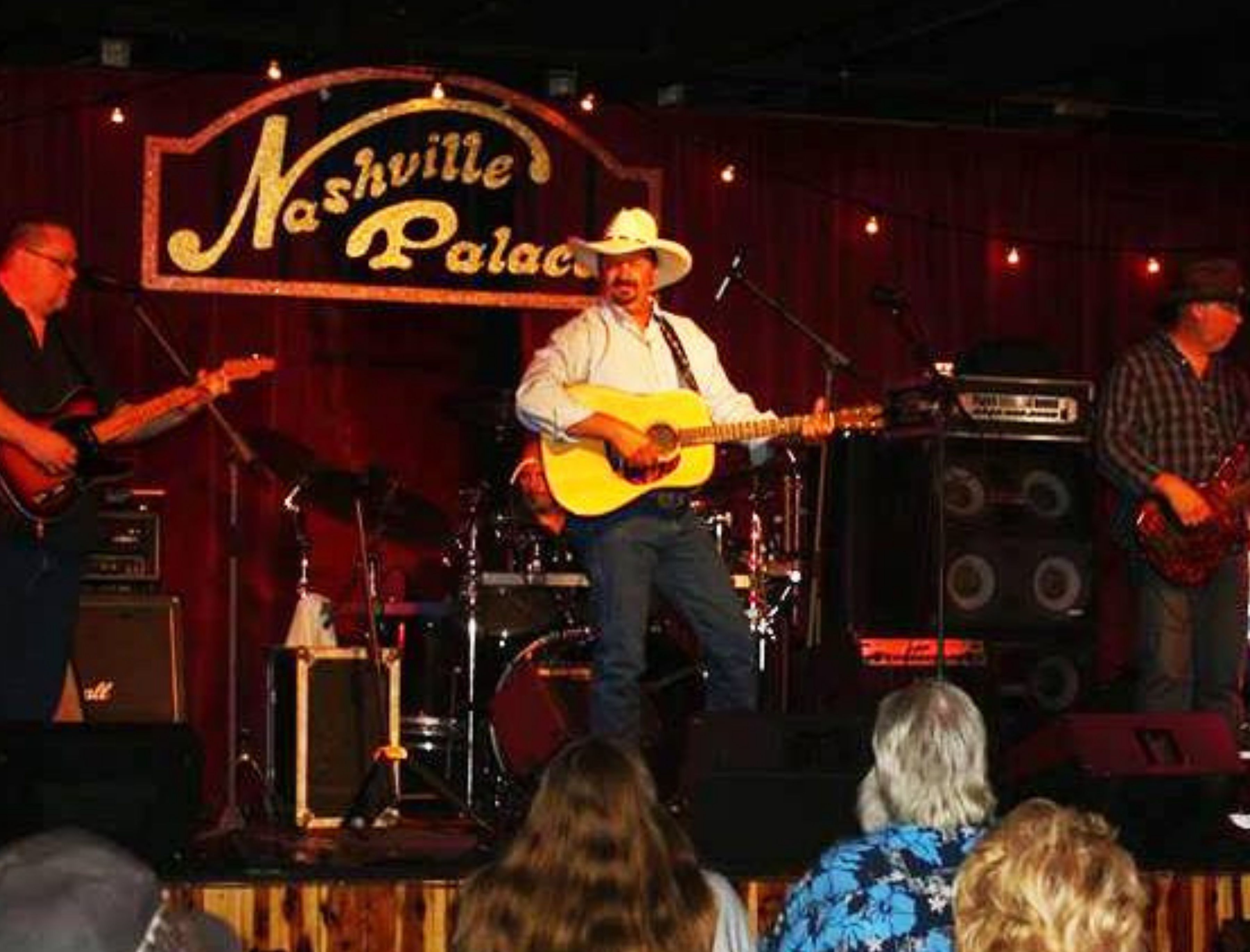 image of richard lynch